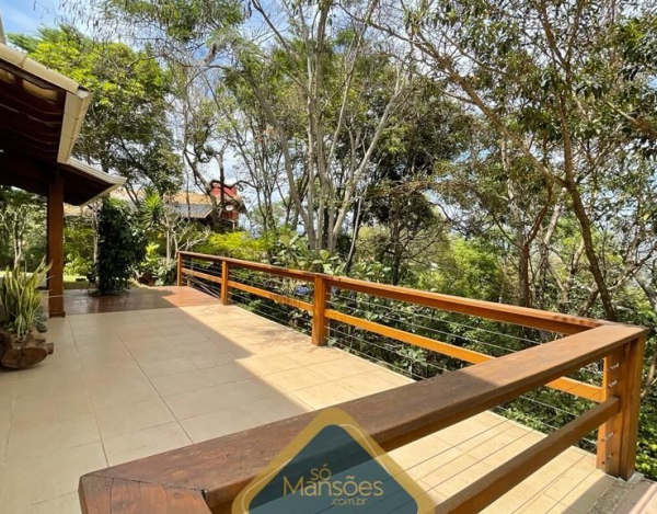 LINDÍSSIMA CASA À VENDA NO CONDOMÍNIO CANTO DAS ÁGUAS EM RIO ACIMA/MG.