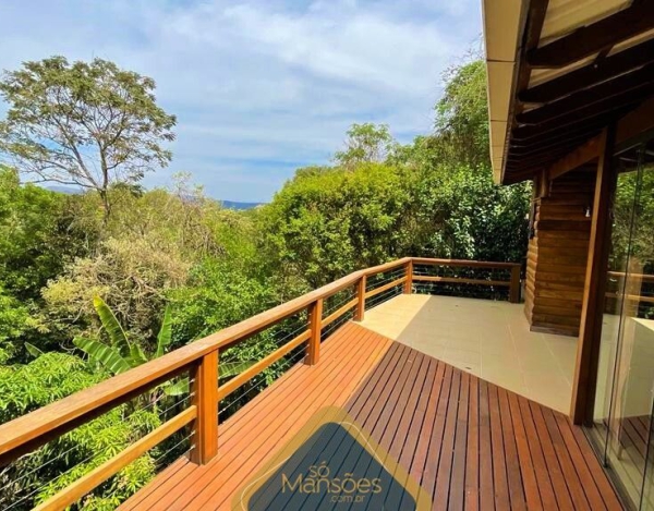 LINDÍSSIMA CASA À VENDA NO CONDOMÍNIO CANTO DAS ÁGUAS EM RIO ACIMA/MG.