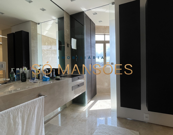 MAGNÍFICO APARTAMENTO COM VISTA 360º NO BAIRRO SANTA LÚCIA EM BH
