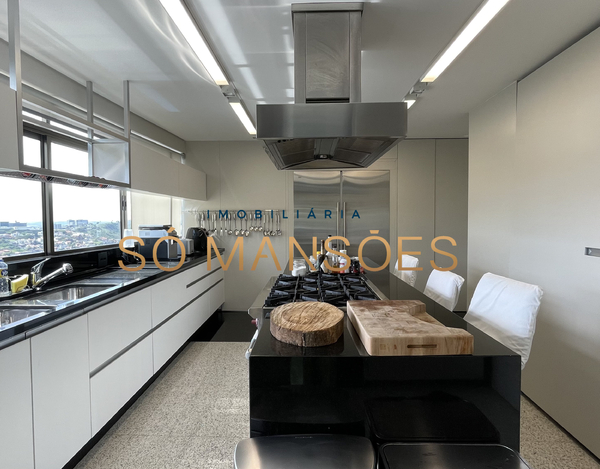 MAGNÍFICO APARTAMENTO COM VISTA 360º NO BAIRRO SANTA LÚCIA EM BH