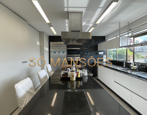 MAGNÍFICO APARTAMENTO COM VISTA 360º NO BAIRRO SANTA LÚCIA EM BH