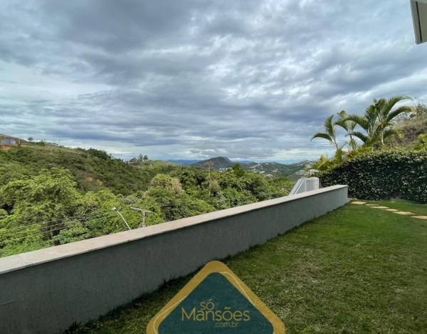 Casa de Alto Padrão de 412 m² à Venda com 2 Suítes e 3 Vagas no Vila Castela, Nova Lima - MG
