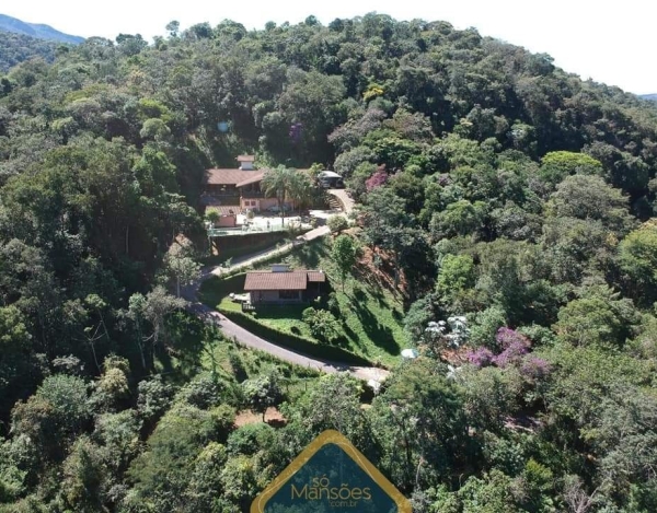 Casa de 324 m² à Venda com 1 Suíte e 20 Vagas no Arvoredo, Nova Lima - MG