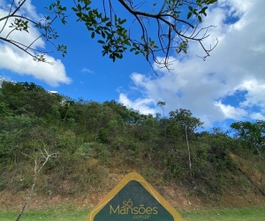 Lote de 3.095 m² à Venda com Vista Panorâmica no Vale dos Cristais, Nova Lima - MG