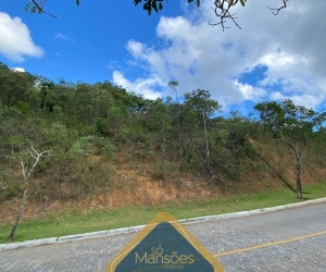 Lote de 3.095 m² à Venda com Vista Panorâmica no Vale dos Cristais, Nova Lima - MG