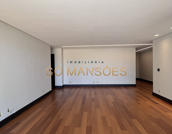 EXCLUSIVIDADE SÓ MANSÕES! CASA COM VISTA MAGNÍFICA À VENDA NO VILA ALPINA.