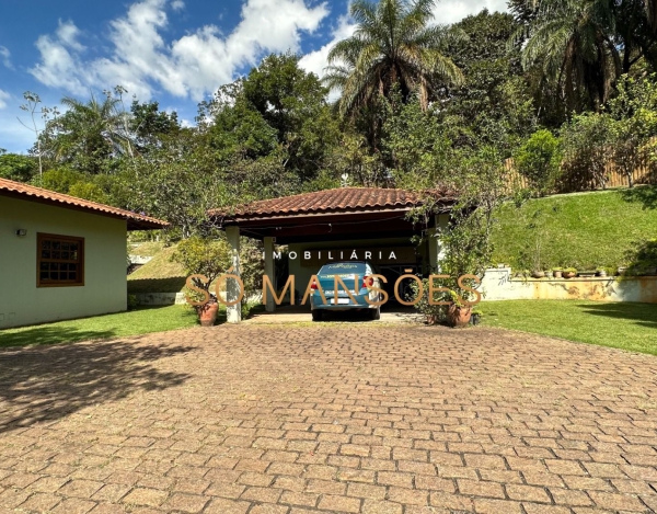 EXCELENTE CASA À VENDA NO CONDOMÍNIO VILA DO OURO - NOVA LIMA