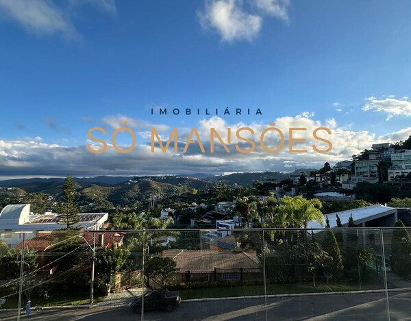 CASA A VENDA NO CONDOMÍNIO VILA CASTELA - NOVA LIMA/MG