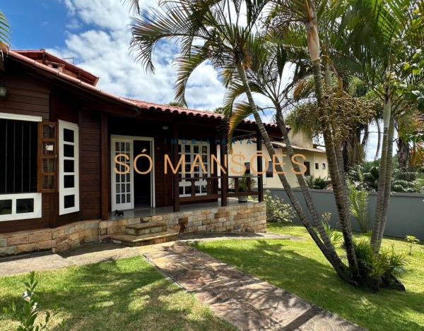 Casa de 200 m² à Venda com 1 Suíte e Espaço Gourmet no Le Cottage, Nova Lima - MG