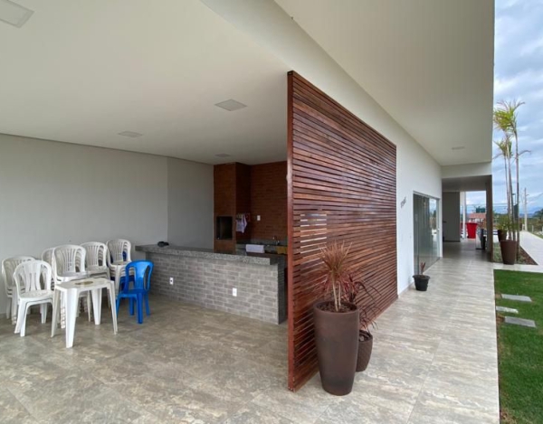 LOTE A VENDA NO CONDOMÍNIO HORIZONTES DA SERRA / UBÁ