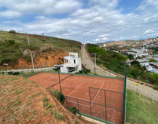 LOTE A VENDA NO CONDOMÍNIO HORIZONTES DA SERRA / UBÁ
