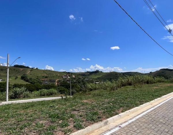 LOTE DE 537M² A VENDA NO CONDOMÍNIO RESERVA BOAVENTURA - CATAGUASES