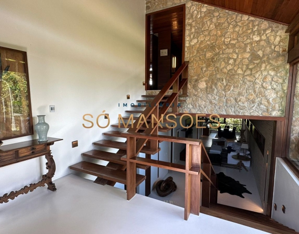 Linda casa de 529,65m² com vista mar definitiva à venda no condomínio Terravista - Trancoso/BA.