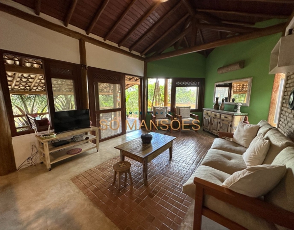 Casa à venda no condomínio Outeiro das Brisas - Trancoso/BA.