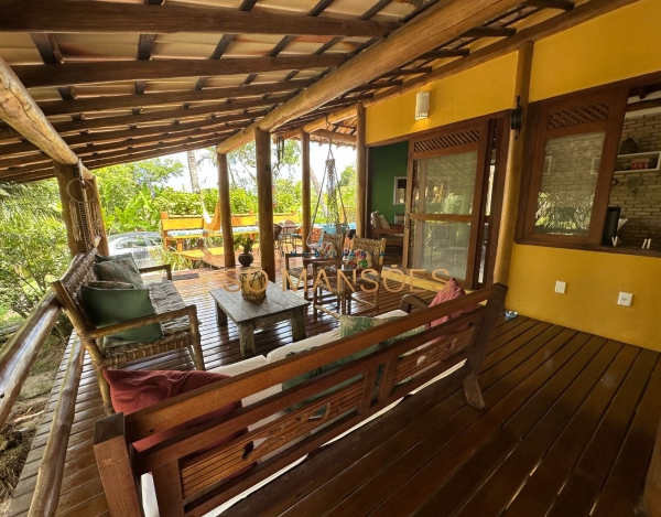 Casa à venda no condomínio Outeiro das Brisas - Trancoso/BA.