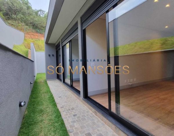 Excelente casa linear a venda no condomínio Quintas do Sol.