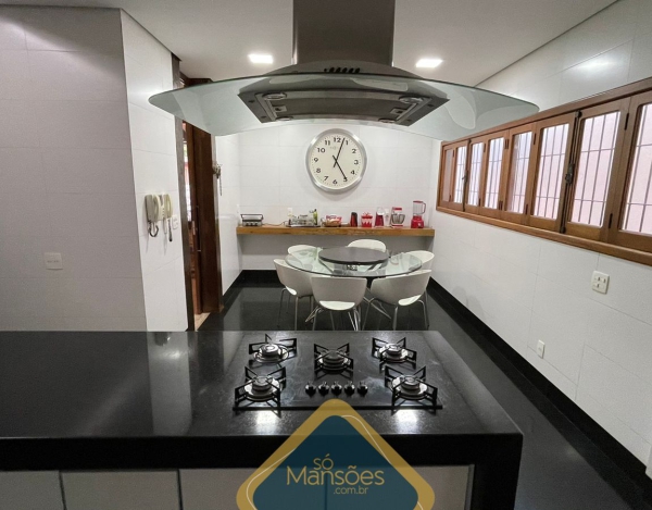 Linda casa à venda no São Bento de 450 m².