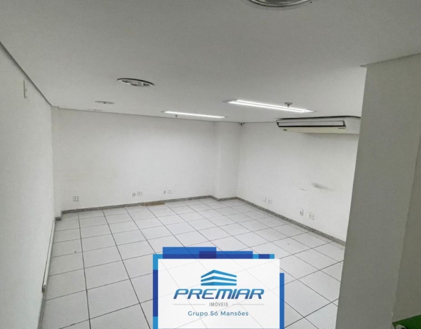 Oportunidade loja de 407,16m² à venda na área hospitalar.