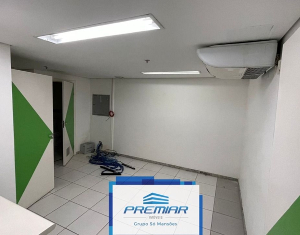 Oportunidade loja de 407,16m² à venda na área hospitalar.