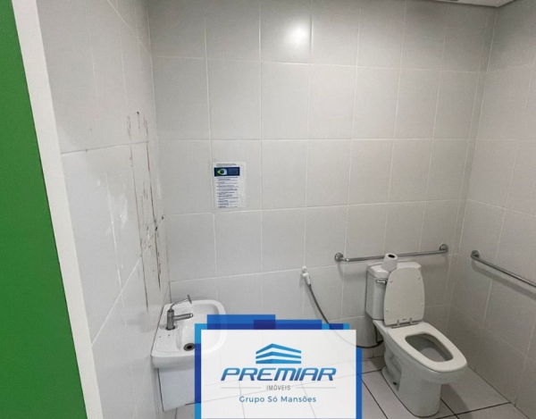 Oportunidade loja de 407,16m² à venda na área hospitalar.