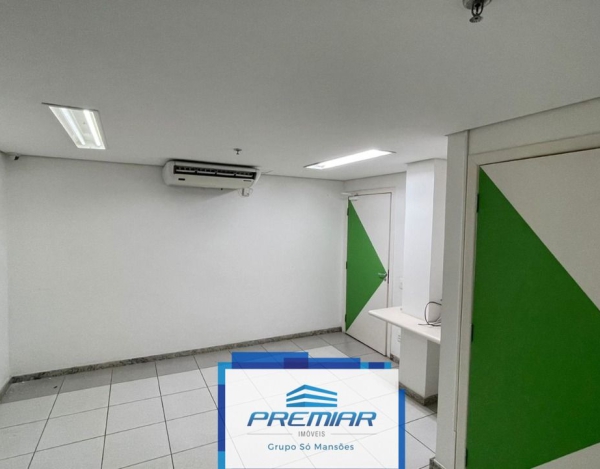 Oportunidade loja de 407,16m² à venda na área hospitalar.