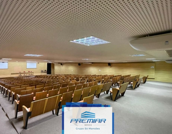 Oportunidade!! Prédio comercial de 4.902,97m².