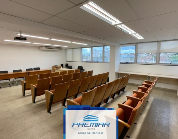 Oportunidade!! Prédio comercial de 4.902,97m².