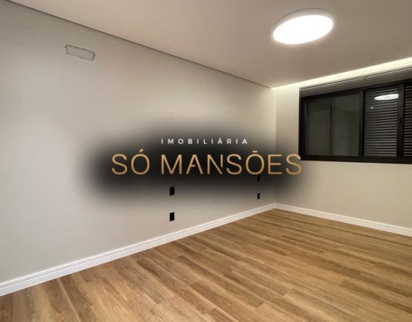 CASA DE 812m² VENDIDA NO VALE DOS CRISTAIS