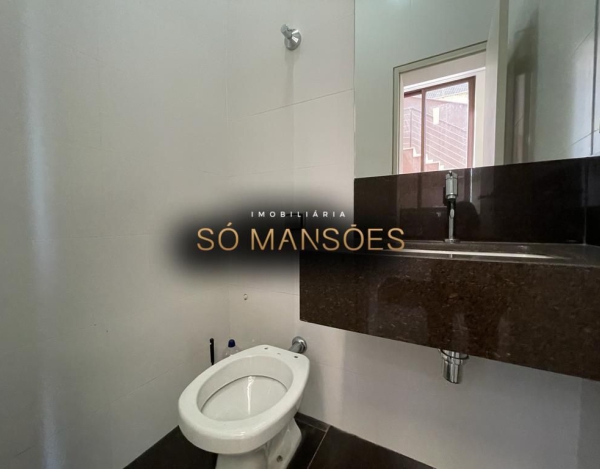 CASA DE 812m² VENDIDA NO VALE DOS CRISTAIS