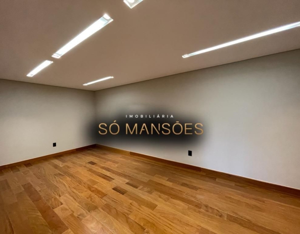 CASA DE 812m² VENDIDA NO VALE DOS CRISTAIS