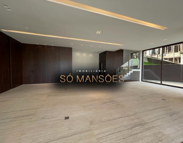 CASA DE 812m² VENDIDA NO VALE DOS CRISTAIS