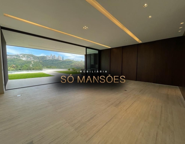 CASA DE 812m² VENDIDA NO VALE DOS CRISTAIS