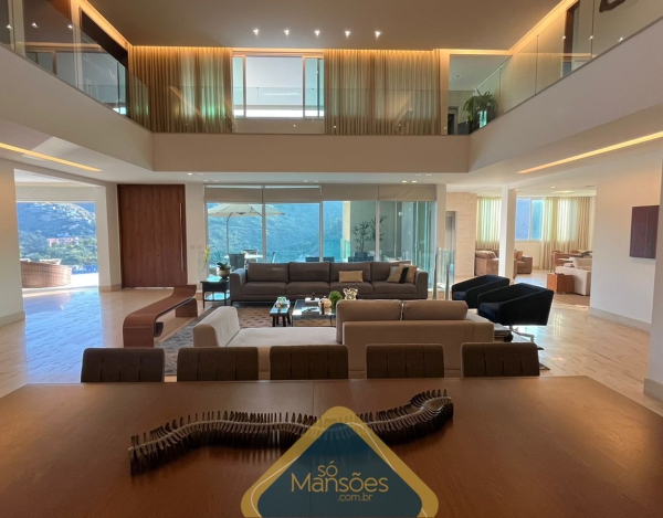 EXCLUSIVA! CASA LUXUOSA DE 1103,5M² NO VALE DOS CRISTAIS - UMA OPORTUNIDADE ÚNICA!
