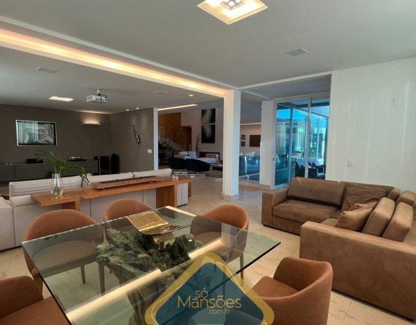 EXCLUSIVA! CASA LUXUOSA DE 1103,5M² NO VALE DOS CRISTAIS - UMA OPORTUNIDADE ÚNICA!