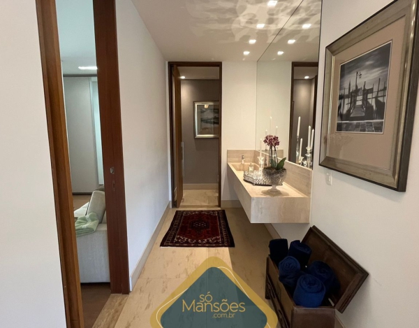 EXCLUSIVA! CASA LUXUOSA DE 1103,5M² NO VALE DOS CRISTAIS - UMA OPORTUNIDADE ÚNICA!