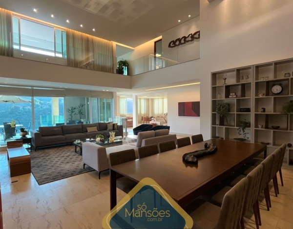 EXCLUSIVA! CASA LUXUOSA DE 1103,5M² NO VALE DOS CRISTAIS - UMA OPORTUNIDADE ÚNICA!
