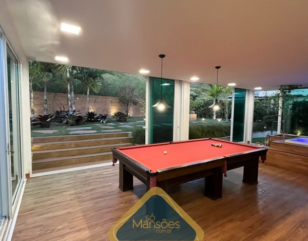 EXCLUSIVA! CASA LUXUOSA DE 1103,5M² NO VALE DOS CRISTAIS - UMA OPORTUNIDADE ÚNICA!