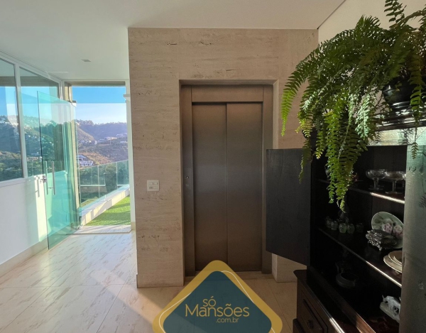 EXCLUSIVA! CASA LUXUOSA DE 1103,5M² NO VALE DOS CRISTAIS - UMA OPORTUNIDADE ÚNICA!