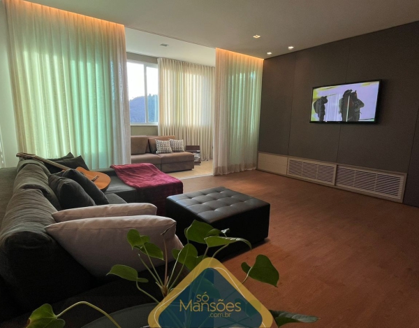 EXCLUSIVA! CASA LUXUOSA DE 1103,5M² NO VALE DOS CRISTAIS - UMA OPORTUNIDADE ÚNICA!