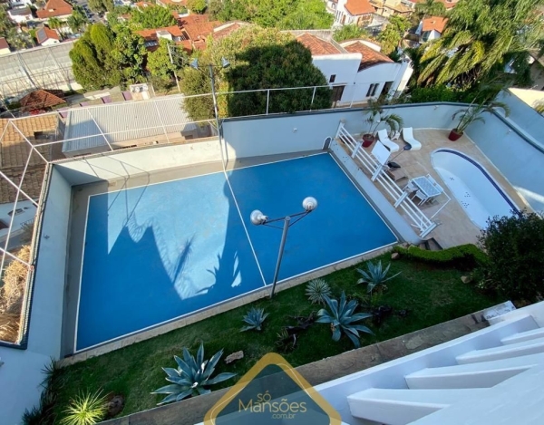 Casa de Alto Padrão de 515 m² à Venda com 2 Suítes e Espaço Gourmet no São Bento, Belo Horizonte - MG