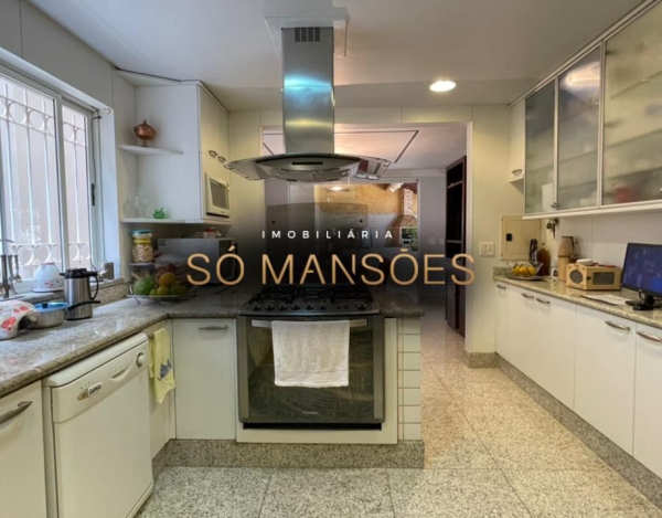CASA À VENDA NO BAIRRO MANGABEIRAS / EXCELENTE LOCALIZAÇÃO