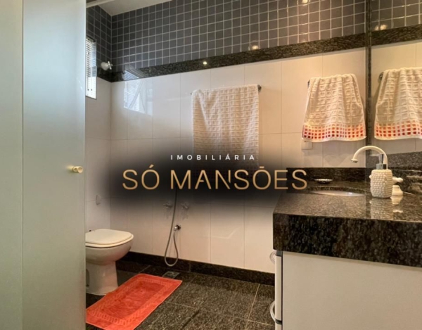 CASA À VENDA NO BAIRRO MANGABEIRAS / EXCELENTE LOCALIZAÇÃO