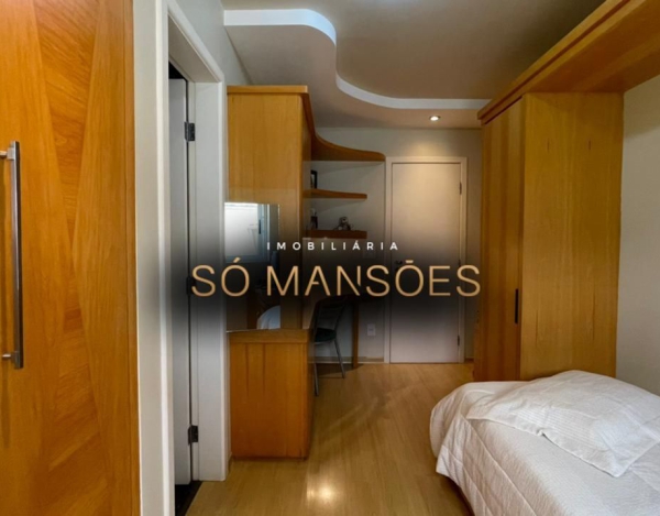 CASA À VENDA NO BAIRRO MANGABEIRAS / EXCELENTE LOCALIZAÇÃO