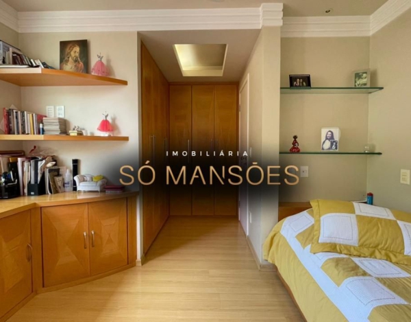 CASA À VENDA NO BAIRRO MANGABEIRAS / EXCELENTE LOCALIZAÇÃO