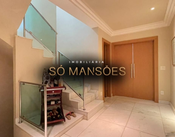 CASA À VENDA NO BAIRRO MANGABEIRAS / EXCELENTE LOCALIZAÇÃO