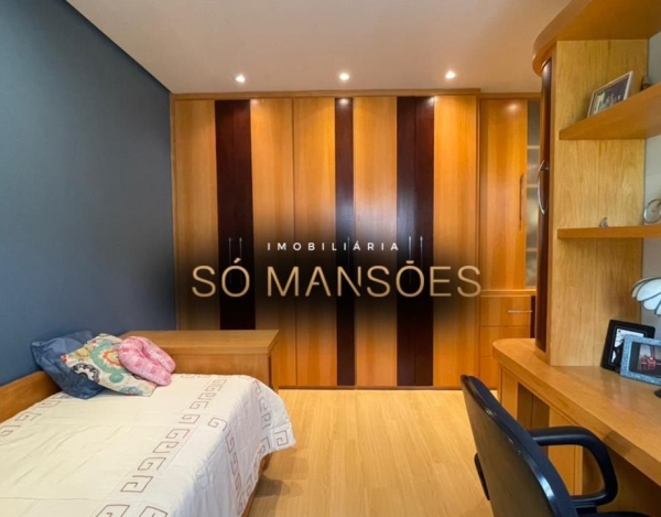 CASA À VENDA NO BAIRRO MANGABEIRAS / EXCELENTE LOCALIZAÇÃO