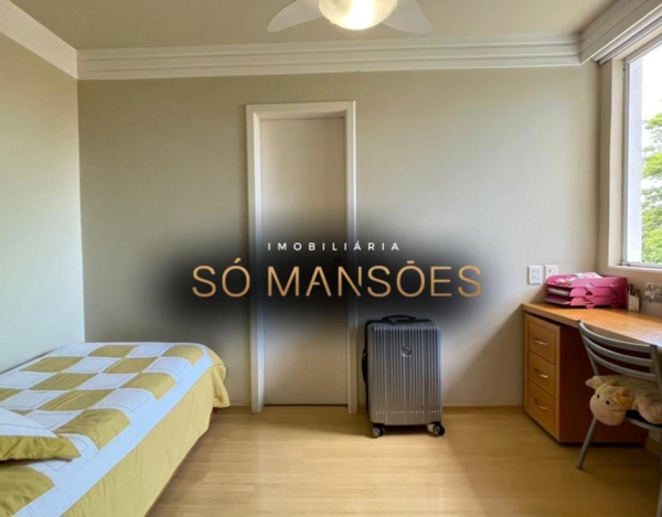 CASA À VENDA NO BAIRRO MANGABEIRAS / EXCELENTE LOCALIZAÇÃO