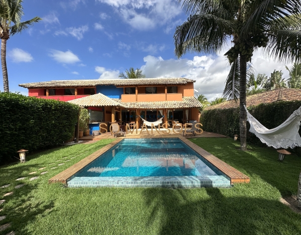 Casa de Luxo de 174 m² à Venda com 3 Suítes e Espaço Gourmet no Condomínio Outeiro das Brisas - Bahia, Trancoso - BA