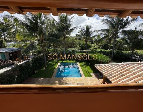 Casa de 174m² à venda no condomínio Outeiro das Brisas.