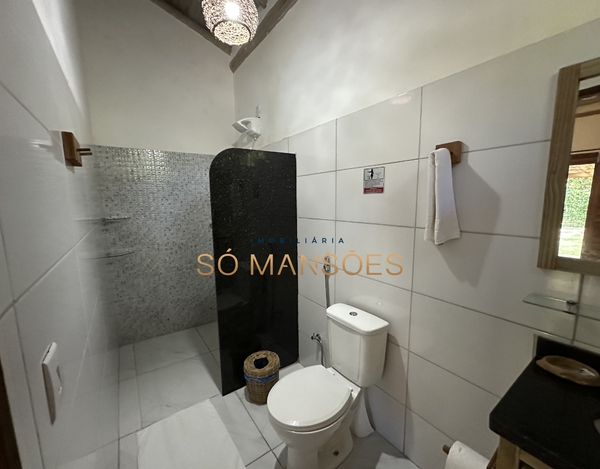 Pousada com 8 suítes à venda na Estrada dos Macacos - Trancoso/BA. 